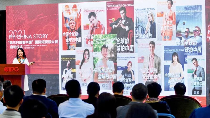 打光翻车？户外短视频常见的三个灯光误区